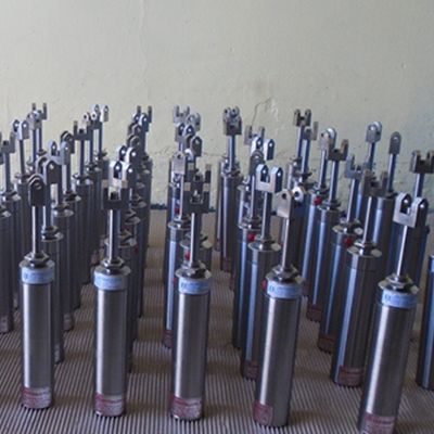 pneumatic cylinder